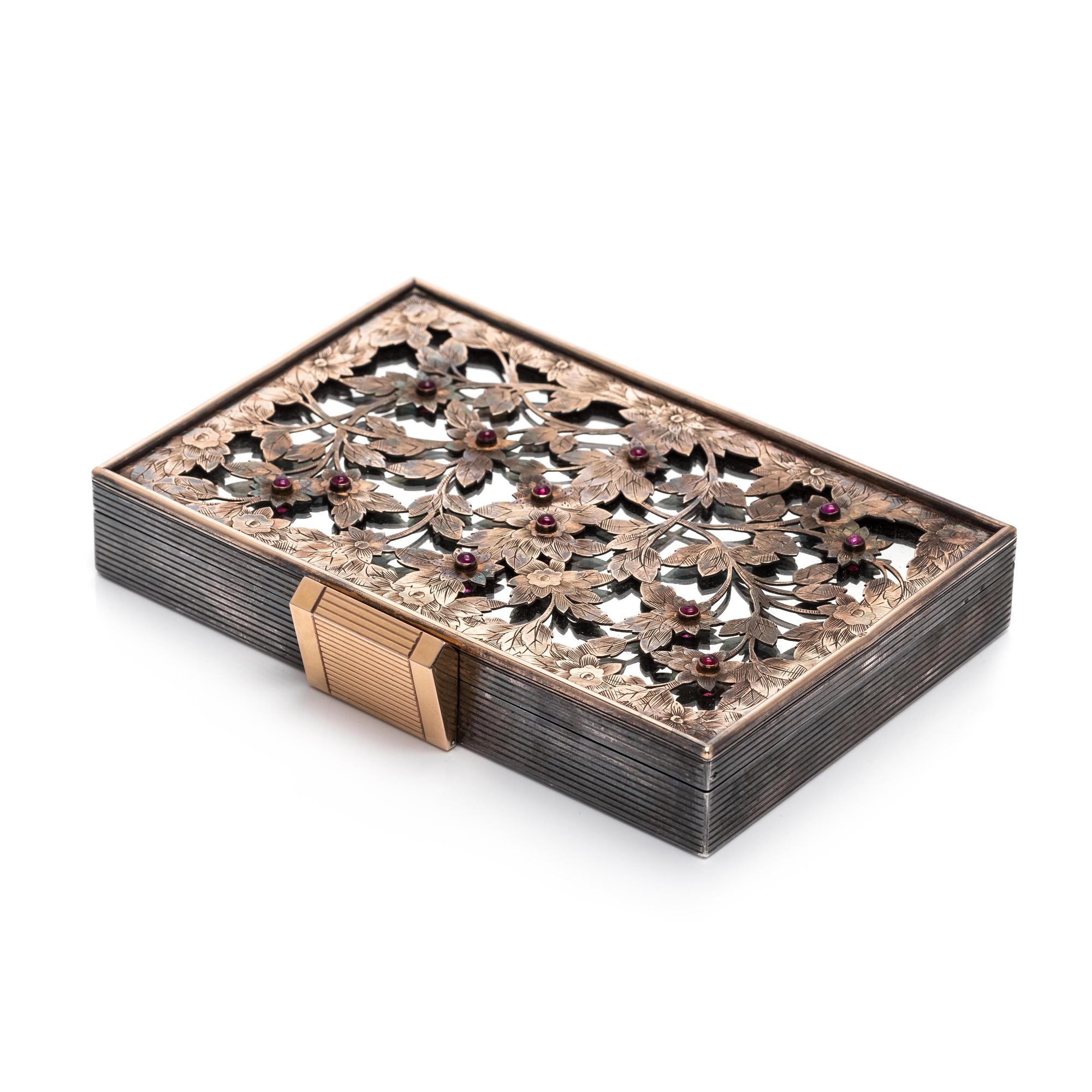 Boucheron, Gold and Ruby Floral Motif Compact with Carrying Case