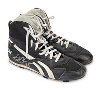 A Frank Thomas Signed Autograph Collection Featuring Chicago White Sox Full Uniform and Reebok Cleats