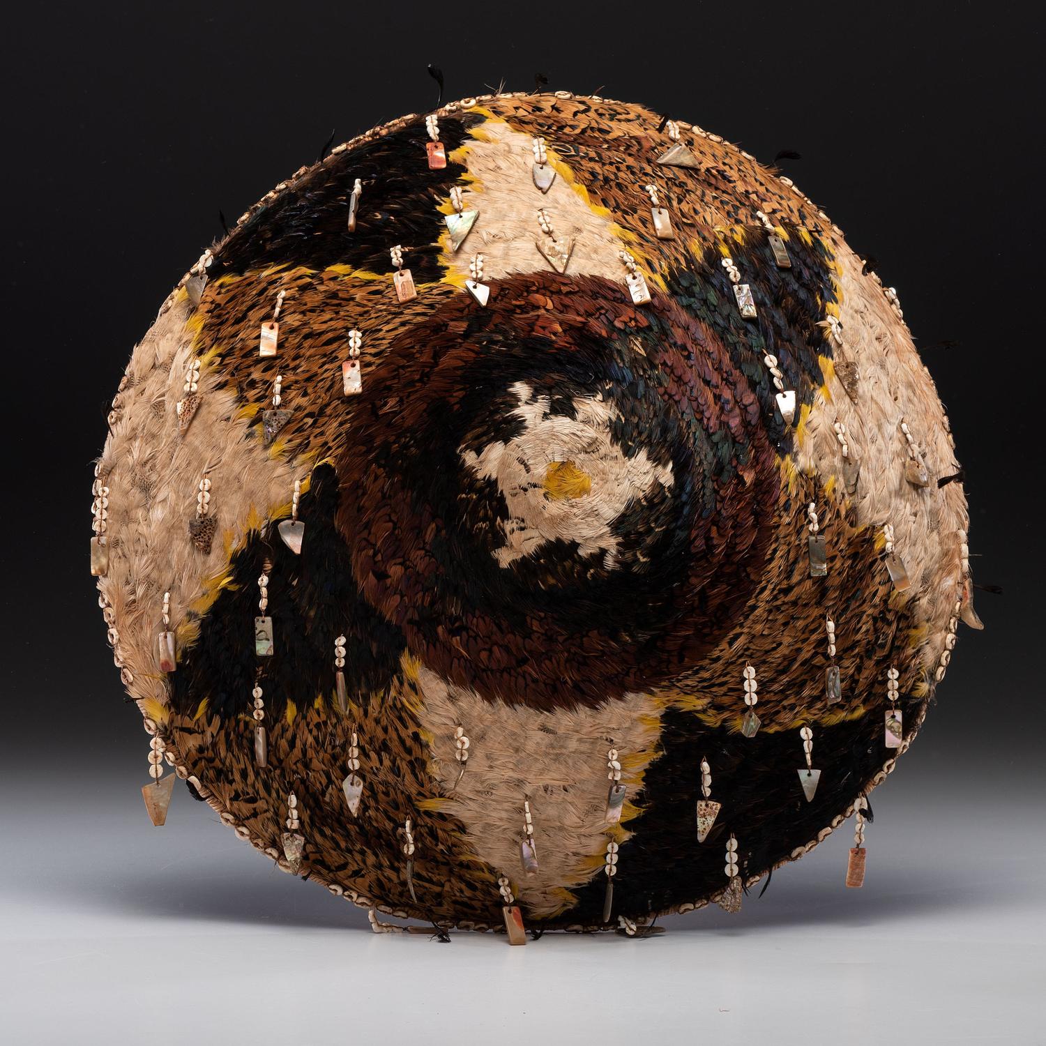 Pomo Hanging Gift Basket