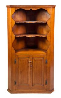 An American Cherry Corner Cupboard Height 77 7/8 x width 43 x depth 21 1/2 inches. — EARLY 20TH CENTURY