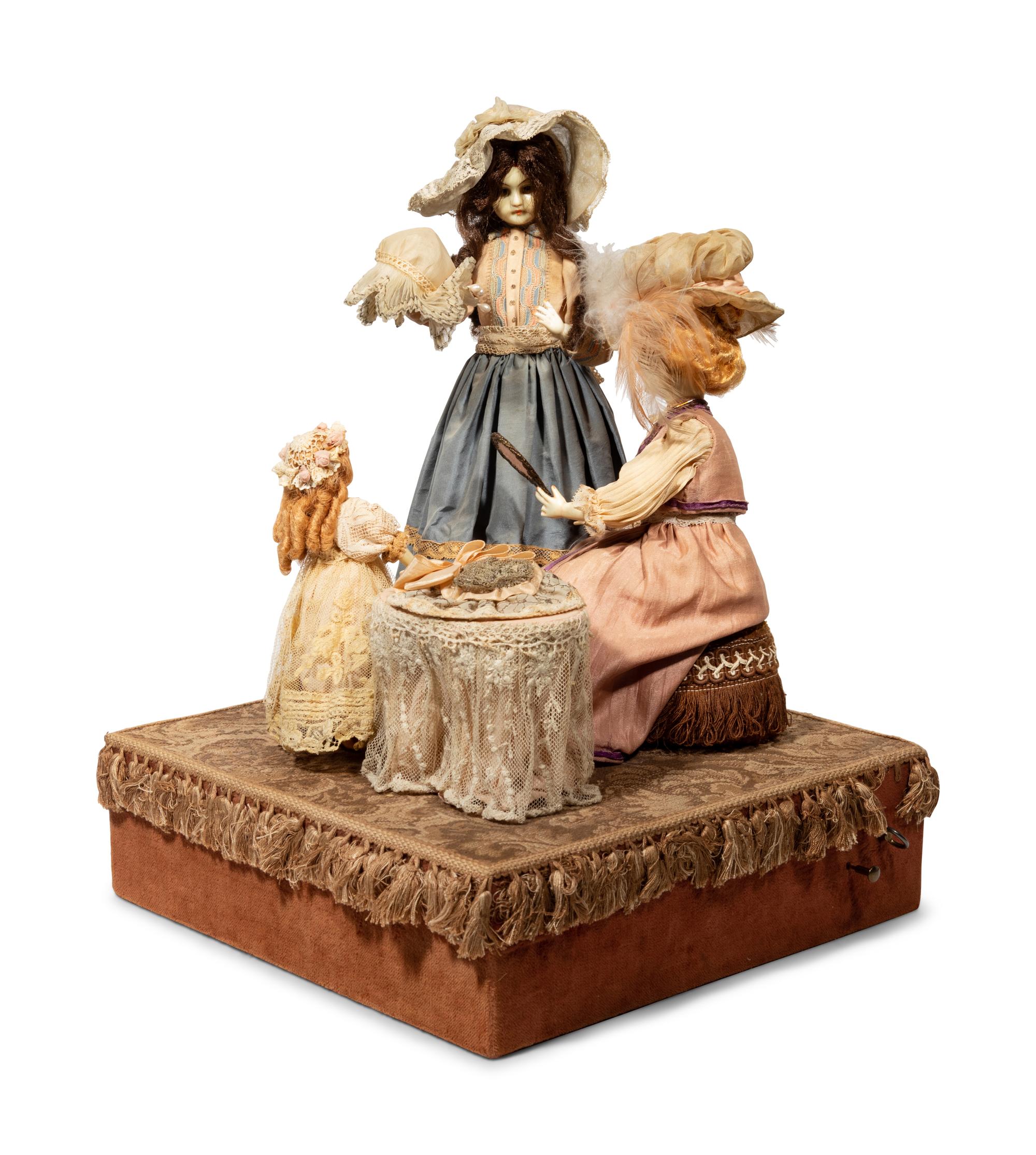 A French Three-Figure Automaton