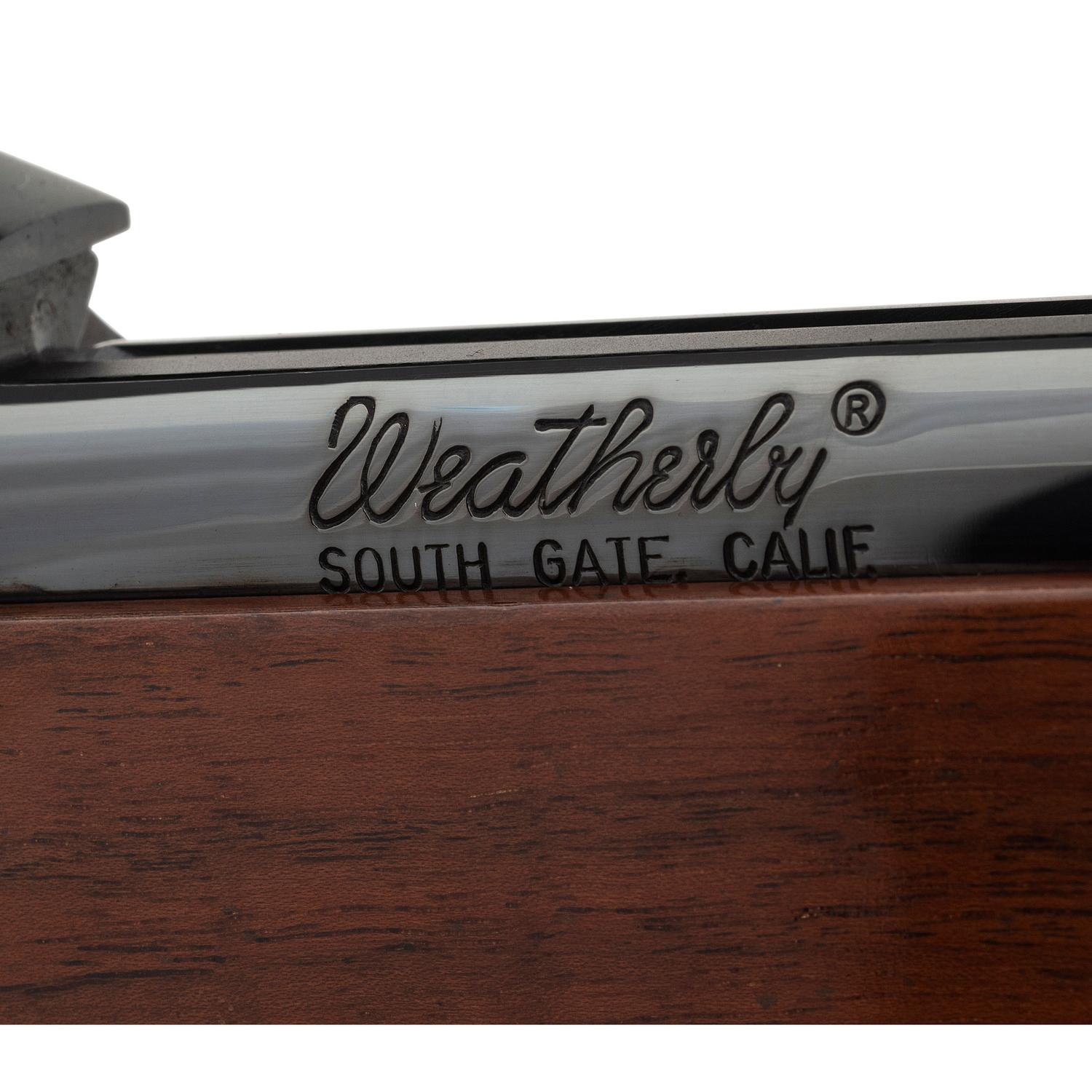 ** Weatherby Mark V Deluxe with Weatherby Scope