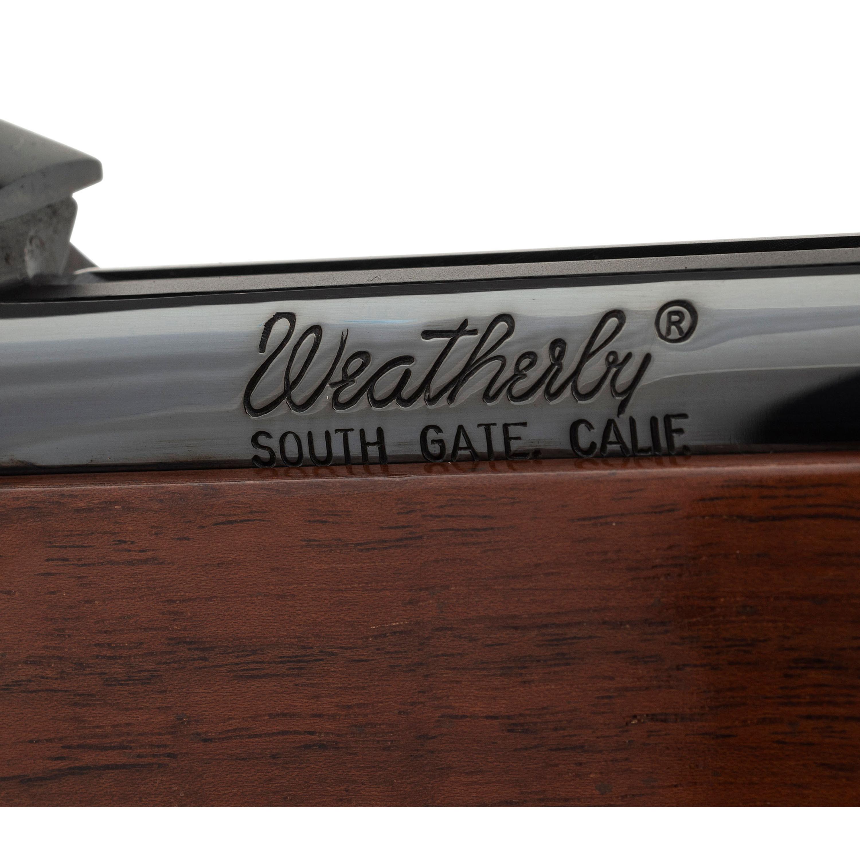 ** Weatherby Mark V Deluxe with Weatherby Scope