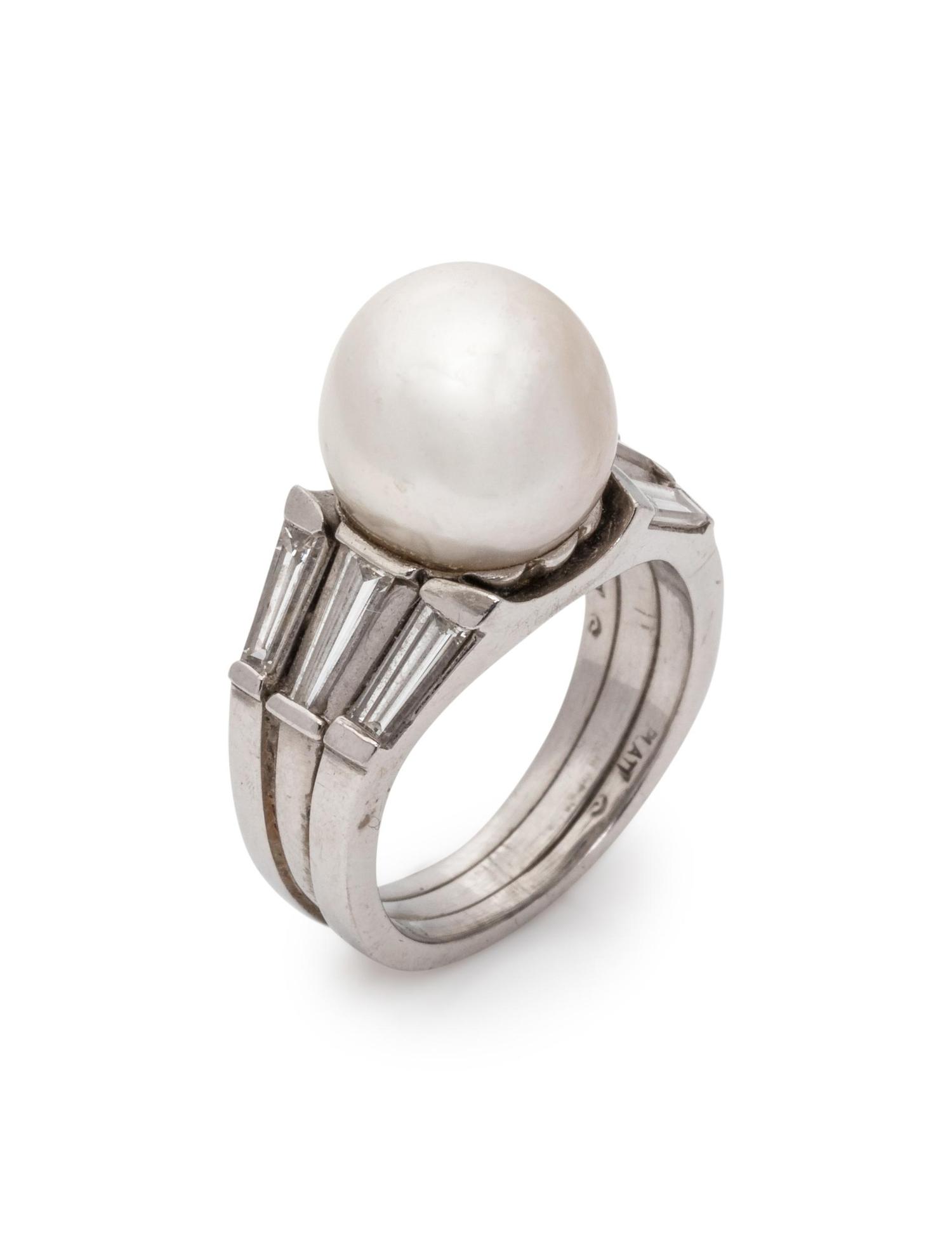 CULTURED PEARL AND DIAMOND RING