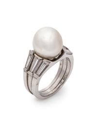 CULTURED PEARL AND DIAMOND RING