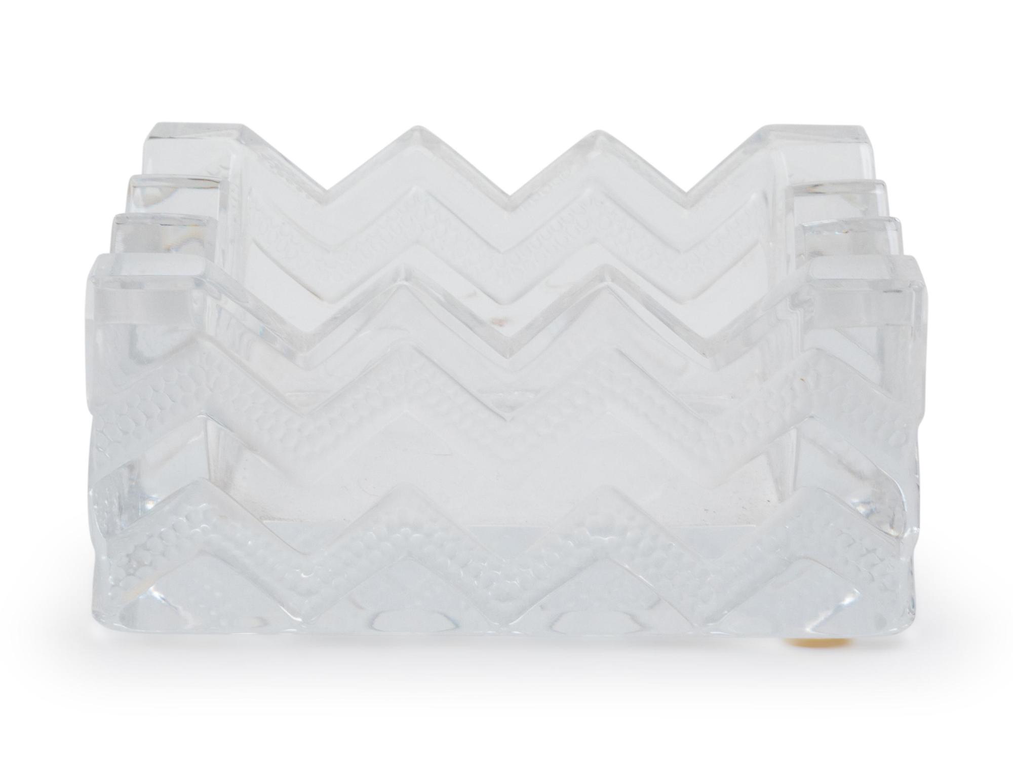Chevron Dish