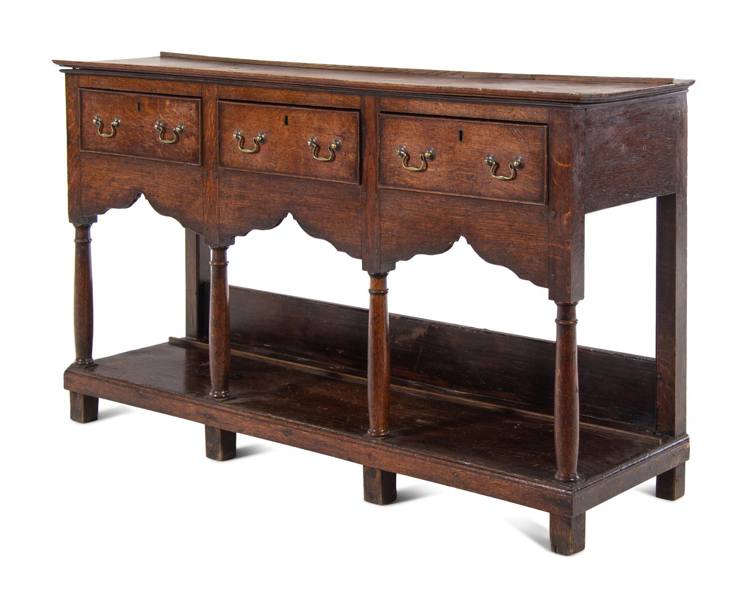 An English Oak Welsh Server