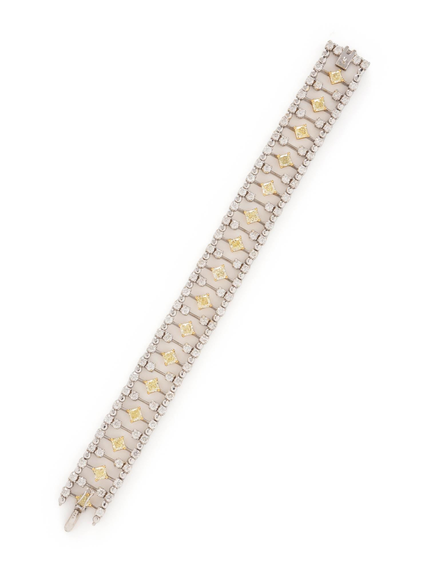 DIAMOND AND COLORED DIAMOND BRACELET