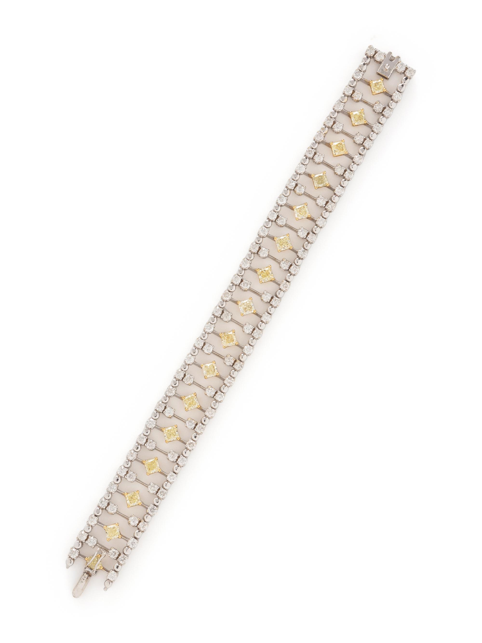 DIAMOND AND COLORED DIAMOND BRACELET