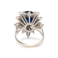 SAPPHIRE AND DIAMOND RING