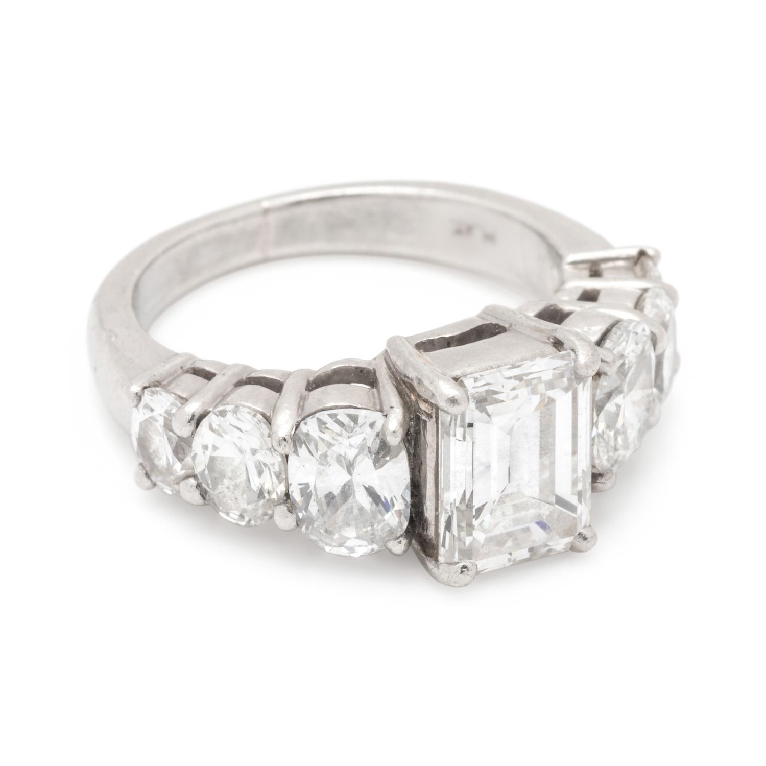 DIAMOND RING