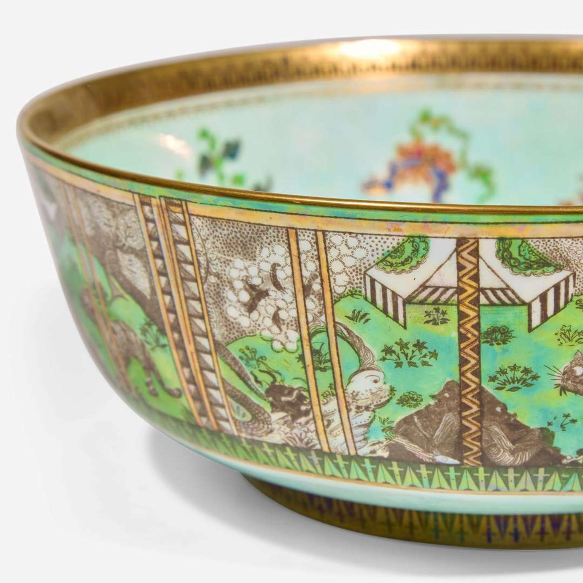 A Large Wedgwood Lustre Imperial Bowl UK, circa 1920