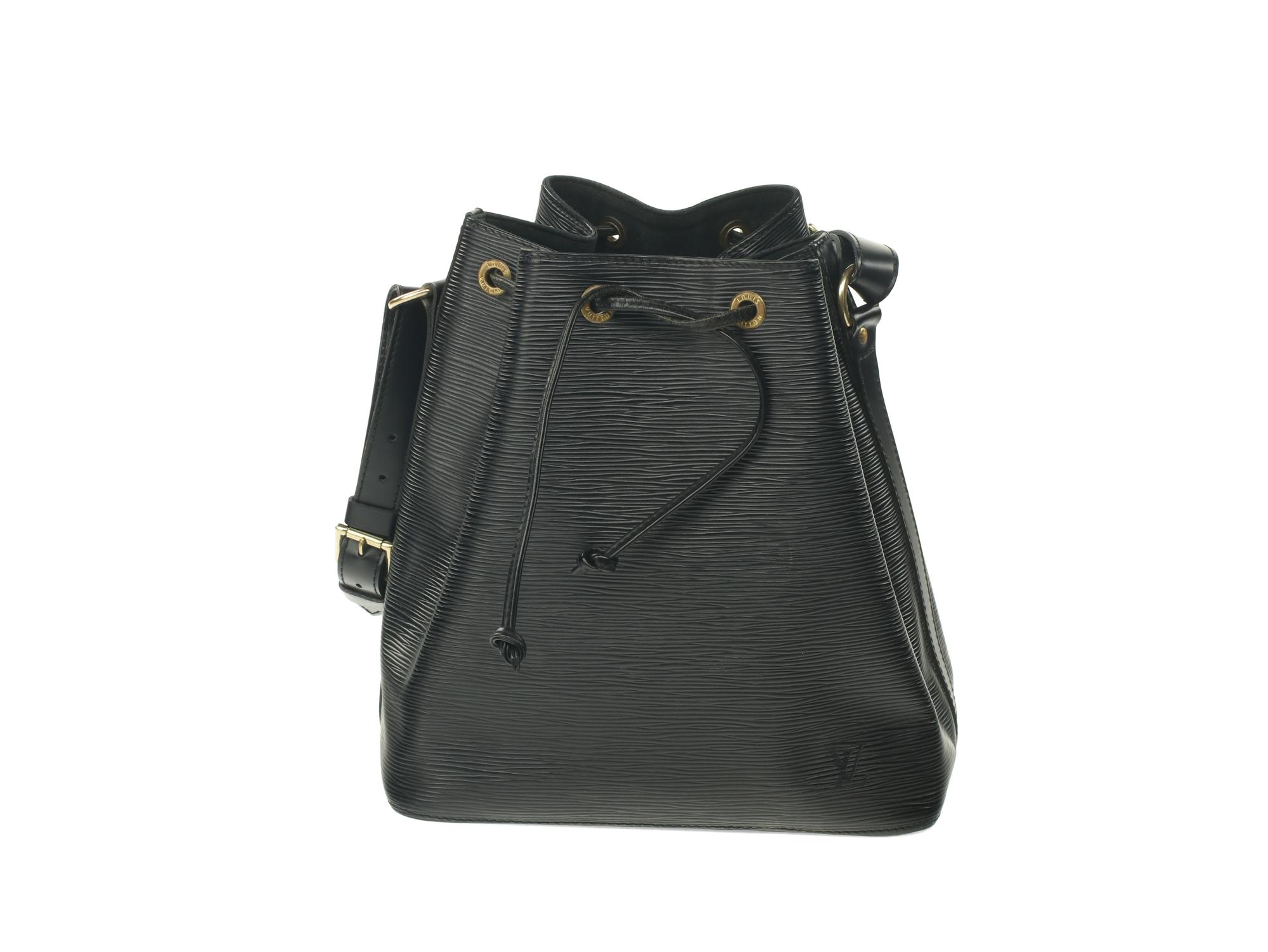 Louis Vuitton Noé Bag in Black Epi Leather