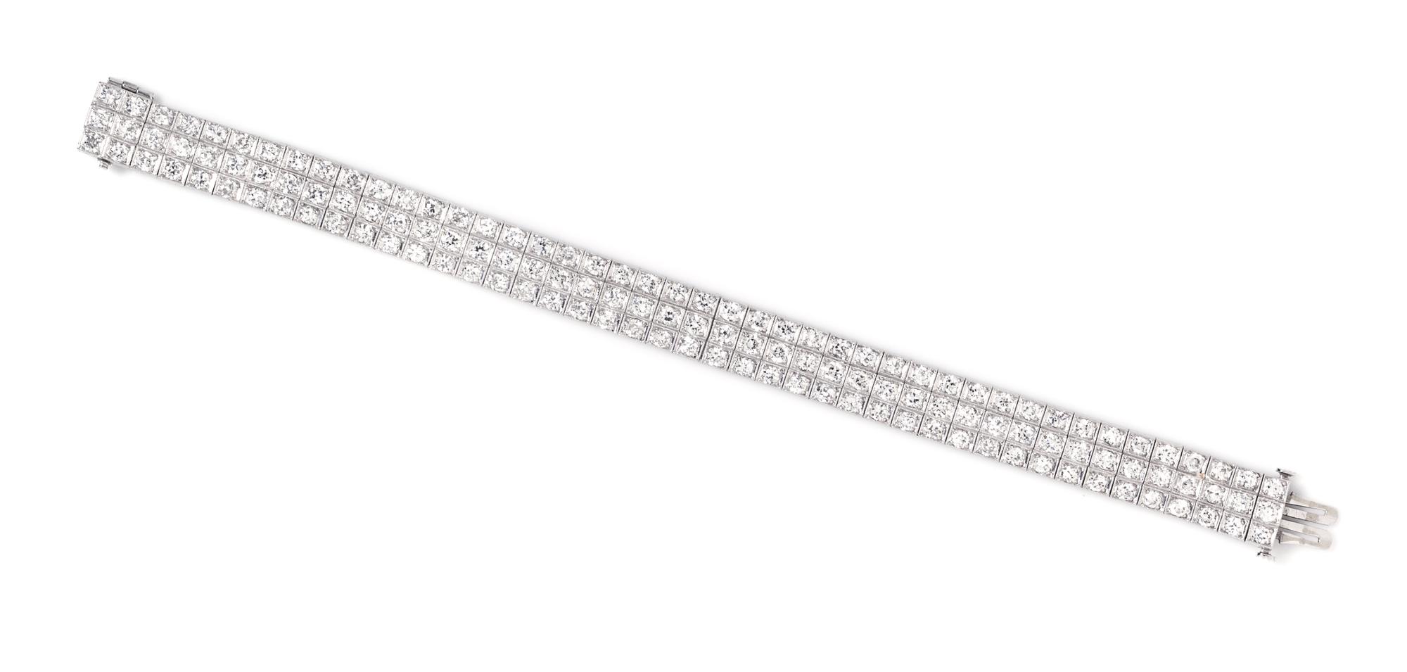 An Art Deco Platinum and Diamond Bracelet, 19.40 dwts.