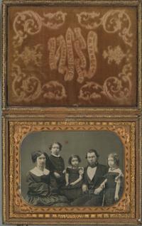 [Daguerreotype] California Family by Vance