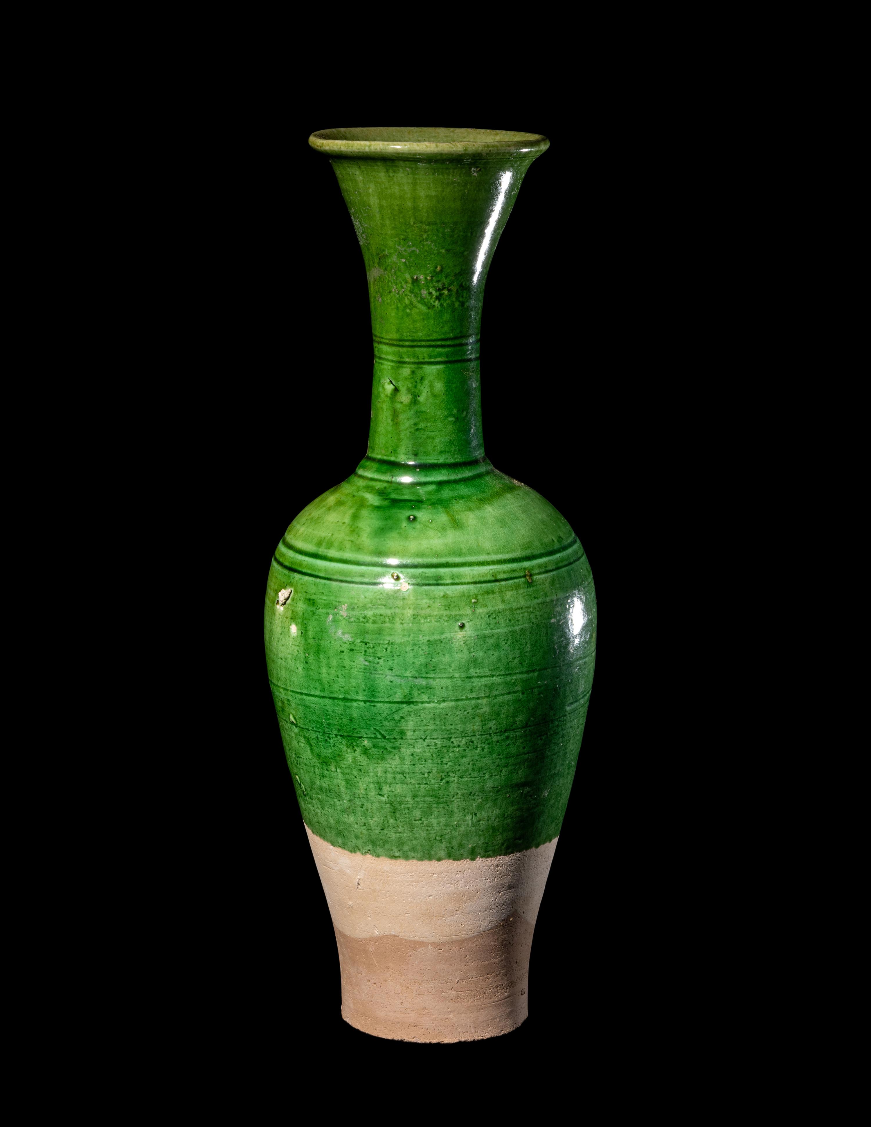 A Chinese Green Glazed Vase
