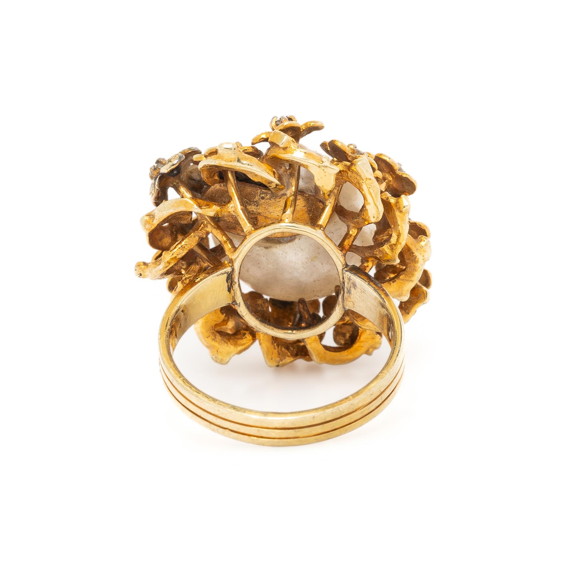 CULTURED BAROQUE PEARL, DIAMOND, AND YELLOW GOLD JEWELRY SET