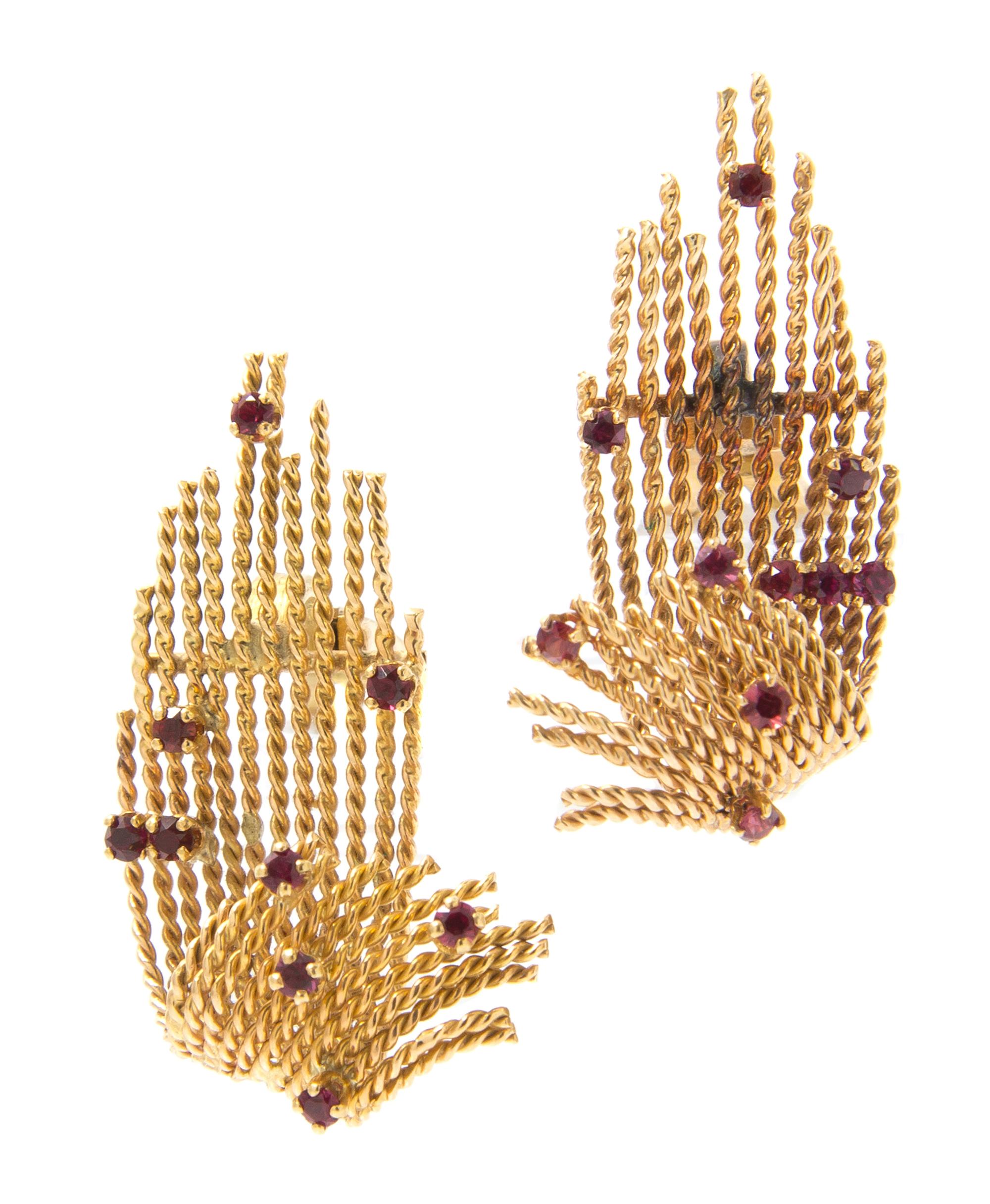A Pair of 18 Karat Yellow Gold and Garnet Wirework Earclips, 7.80 dwts.