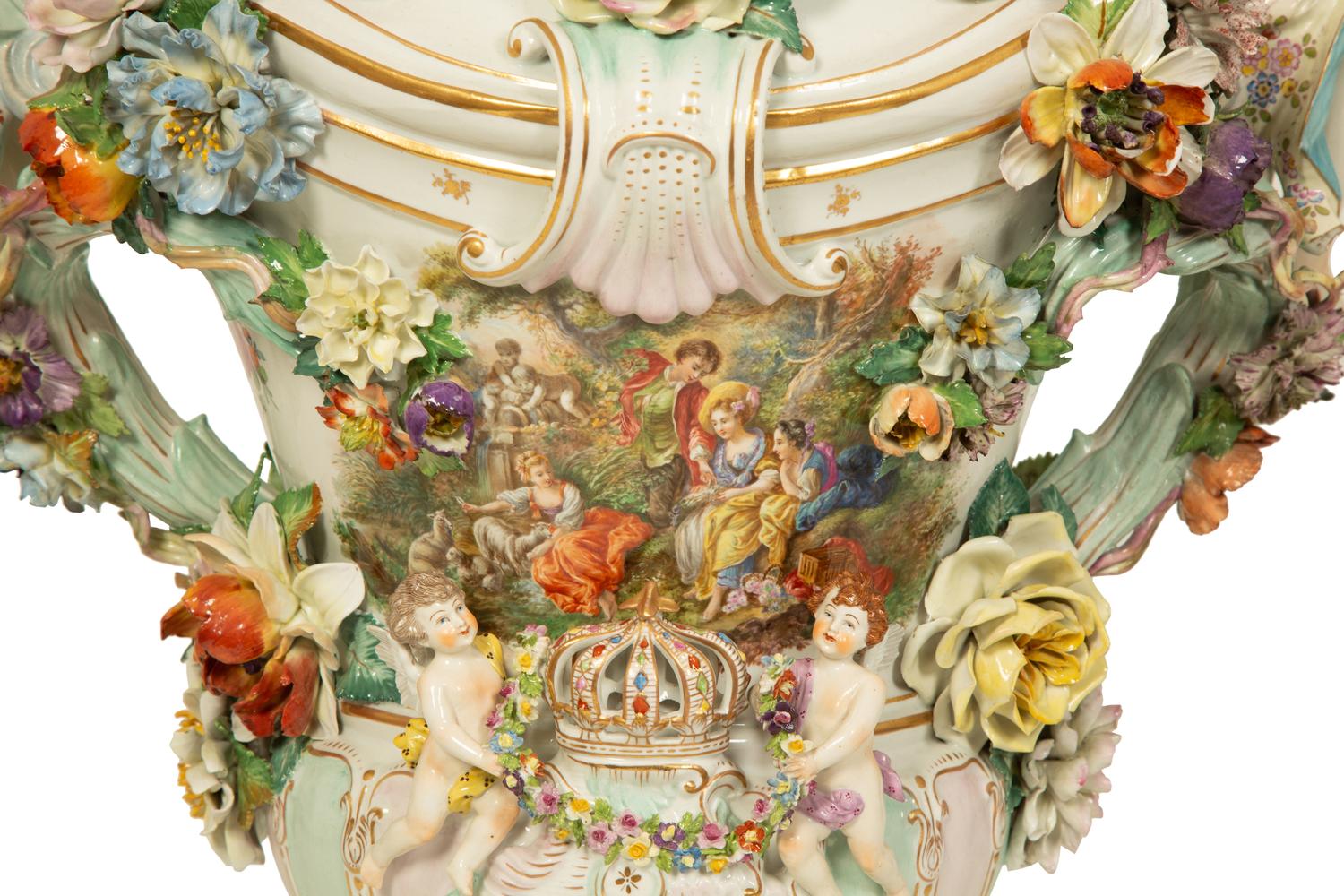 A German Porcleain Covered Vase on Stand — 19TH CENTURY