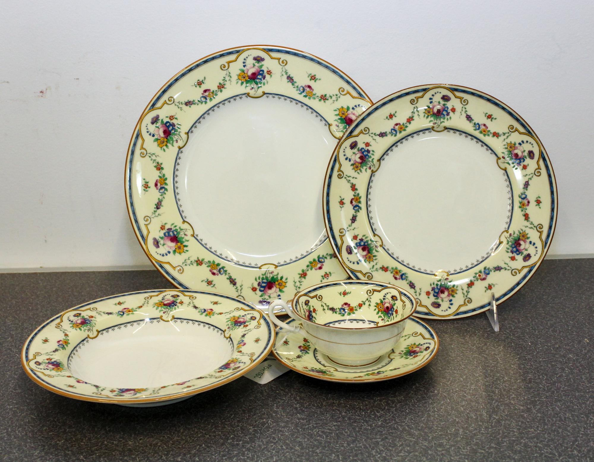 A Royal Cauldon Partial Dinner Service Diameter of dinner plate 10 3/4 inches. — 20TH CENTURY
