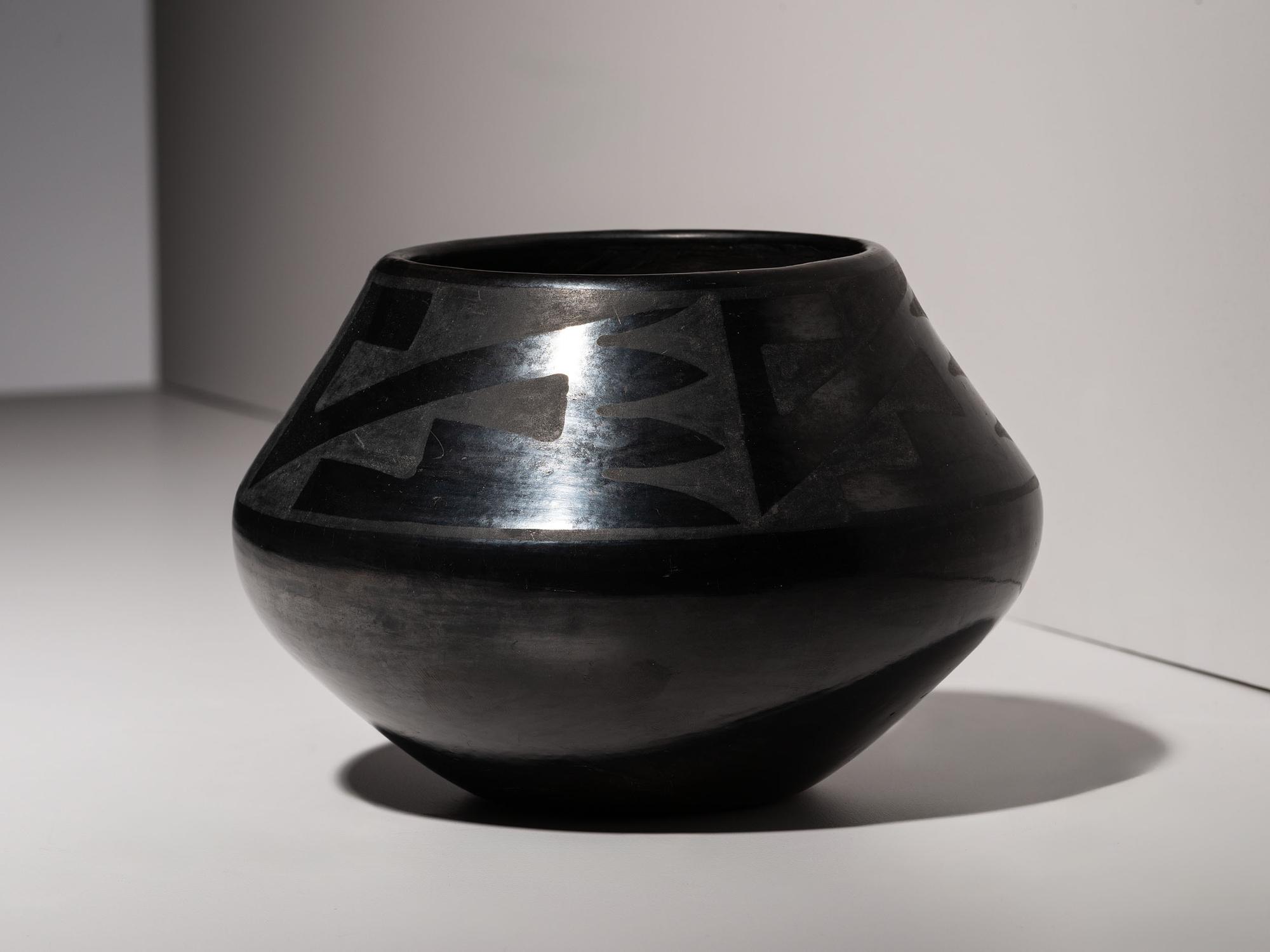 Blackware Pottery Jar, with Gunmetal Finish 1925-1943