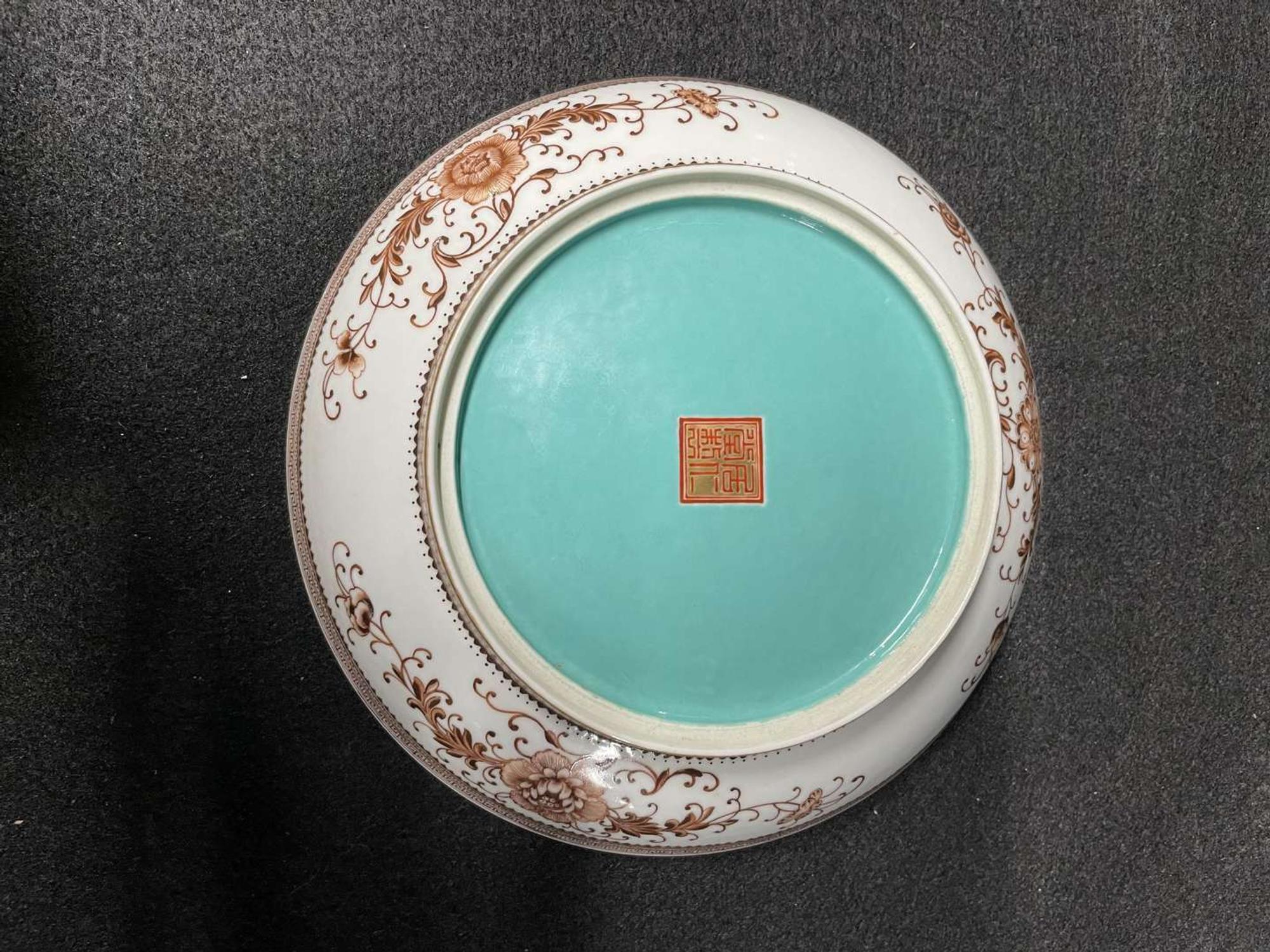A Chinese enameled eggshell porcelain "Winter Landscape" dish, signed Yu Wenxiang, and a vase 薄胎瓷盘及人物画瓷瓶 20th century ????