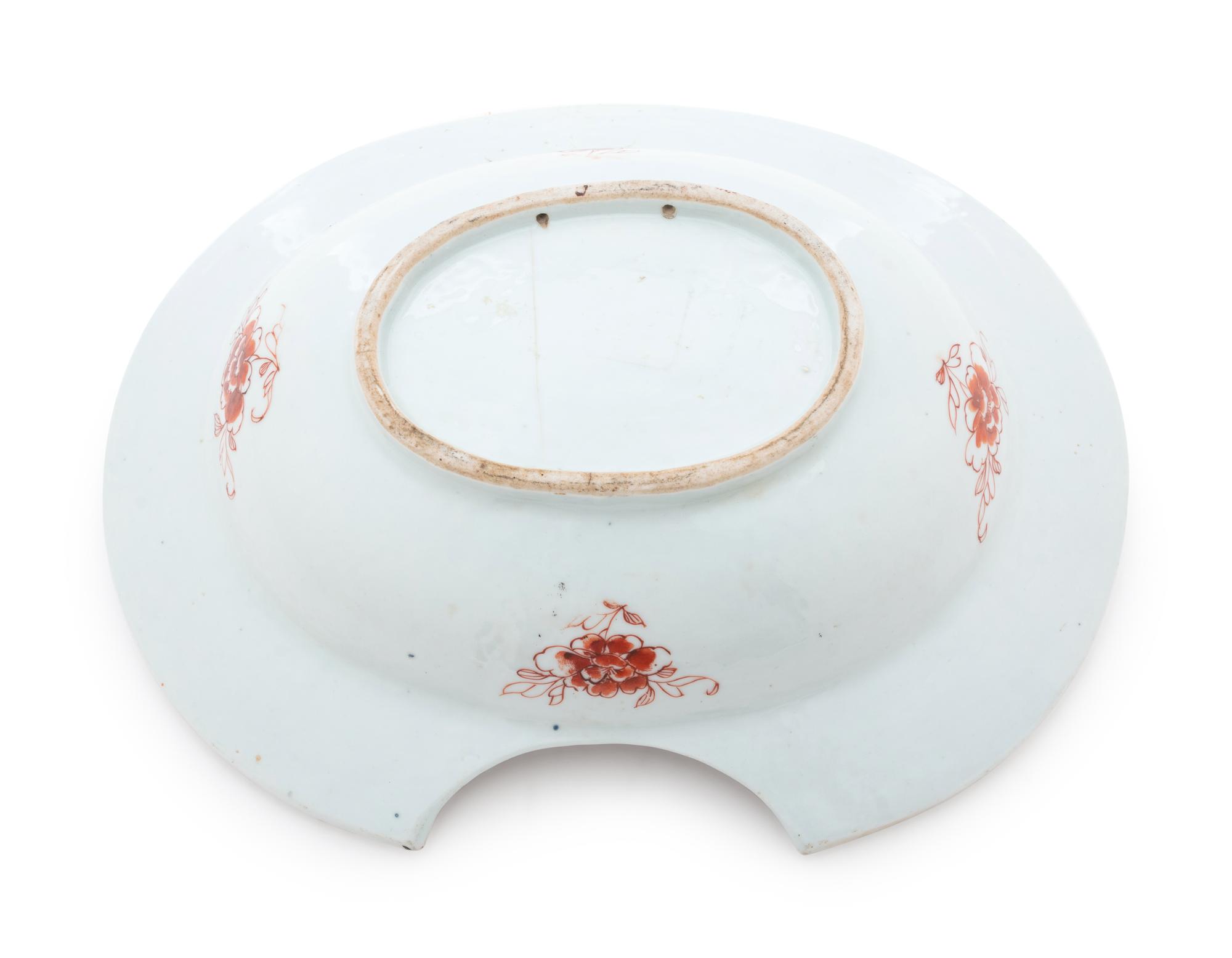 A Chinese Export Famille Rose Porcelain Barber's Basin