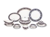 A Wedgewood Florentine Porcelain Dinner Service