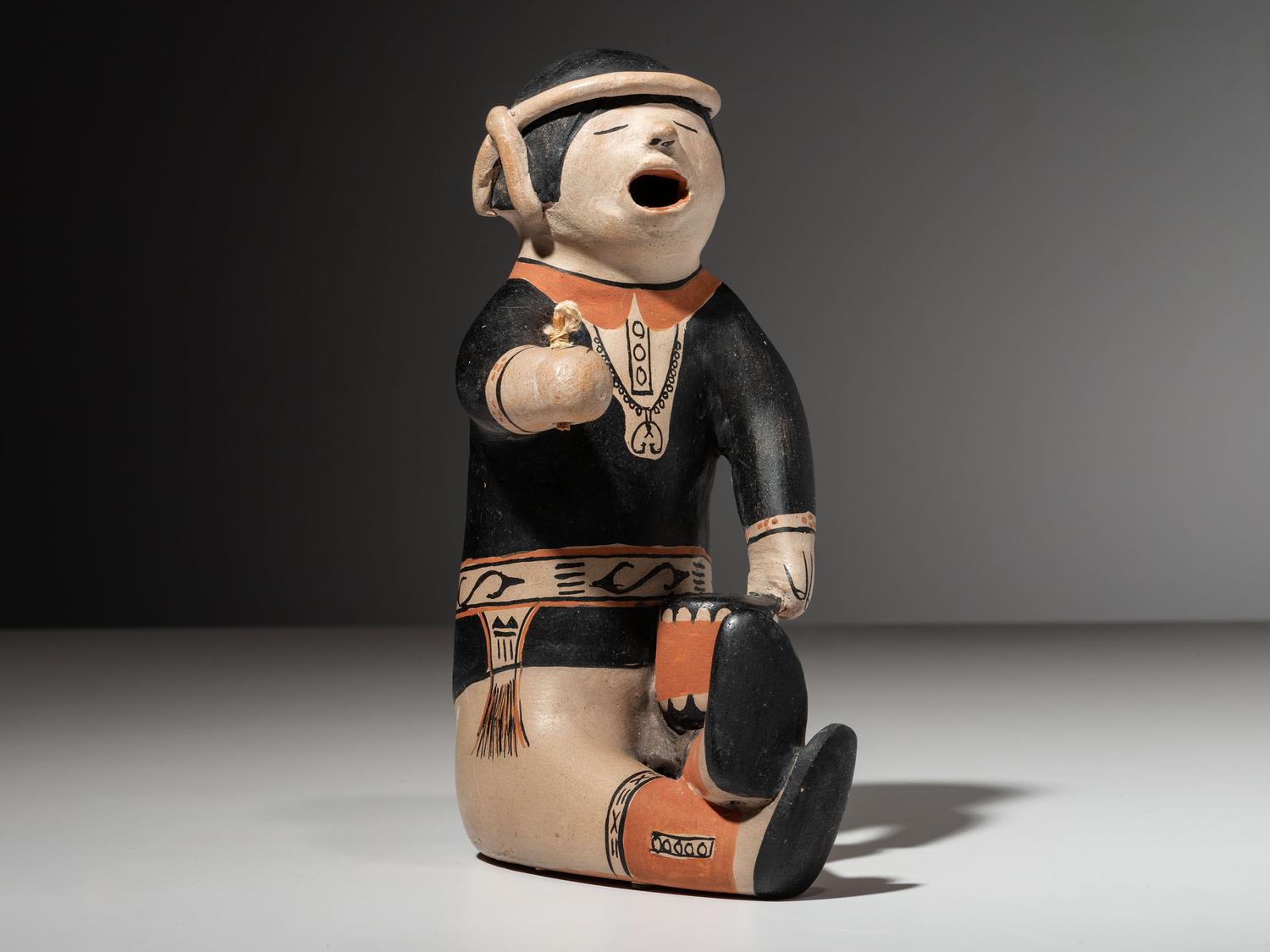 Pottery Singer