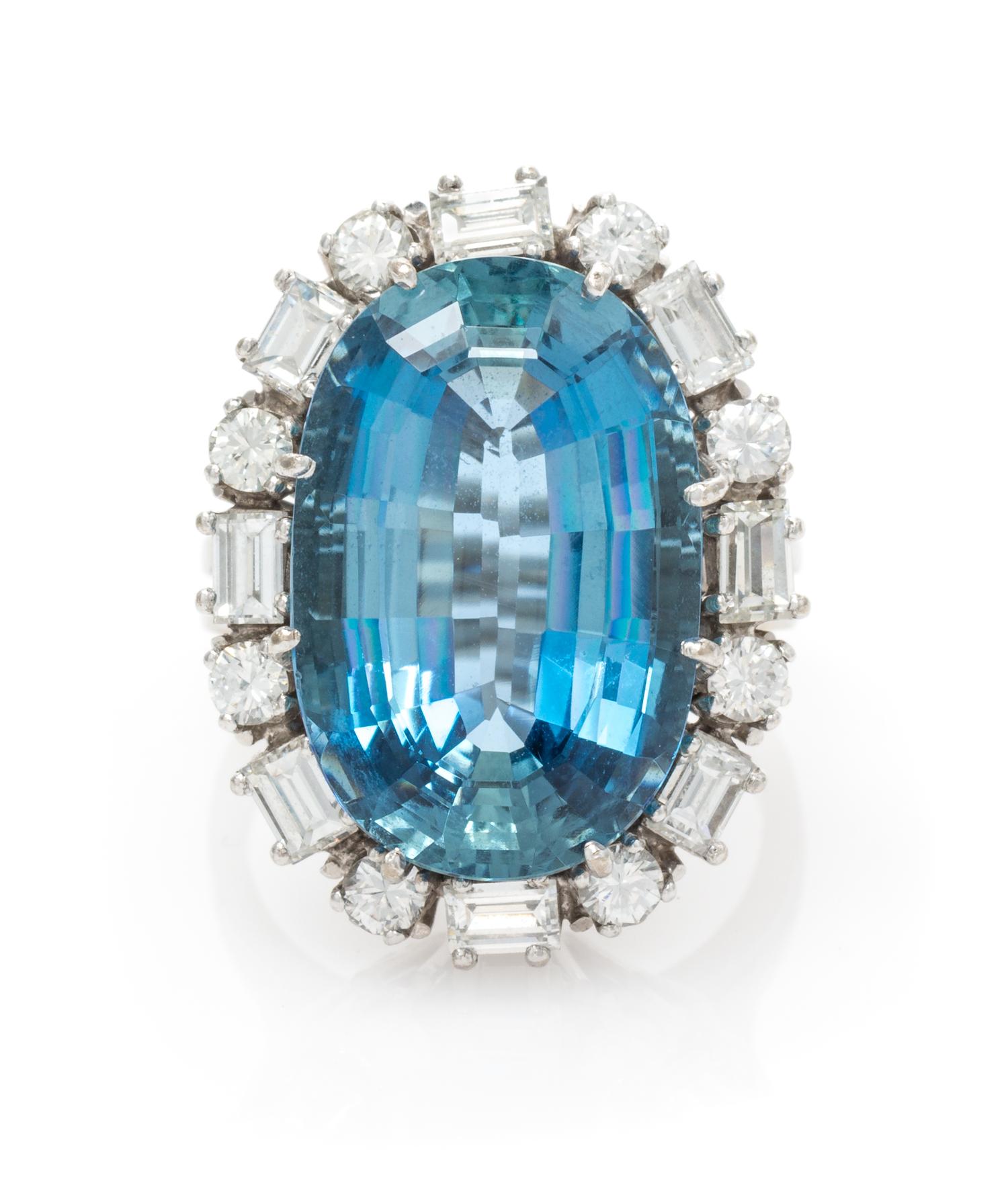 An 18 Karat White Gold, Aquamarine and Diamond Ring, 7.00 dwts.