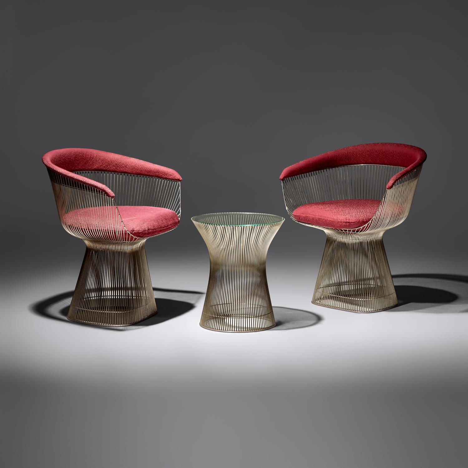 Pair of arm chairs with side table Knoll International, USA