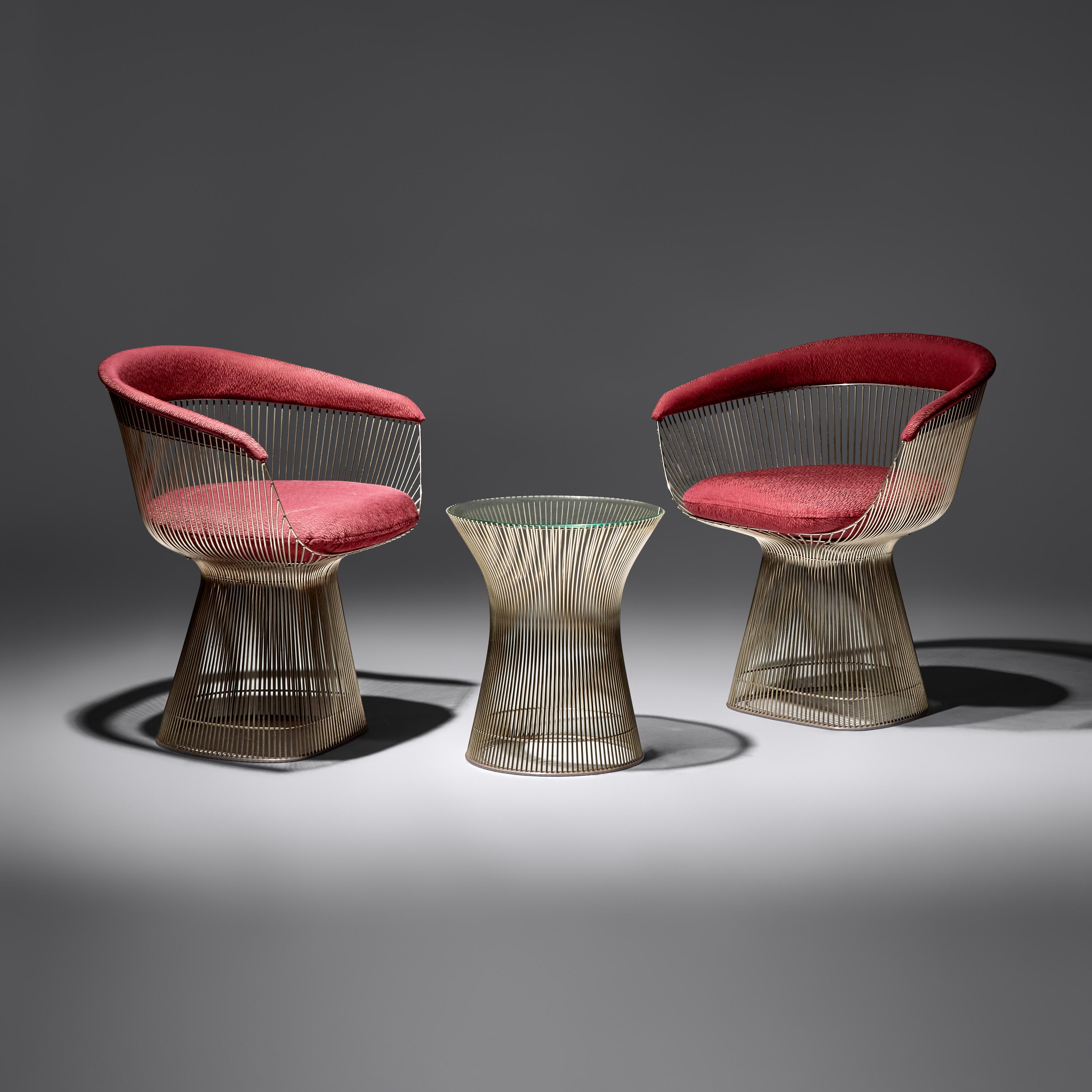 Pair of arm chairs with side table Knoll International, USA