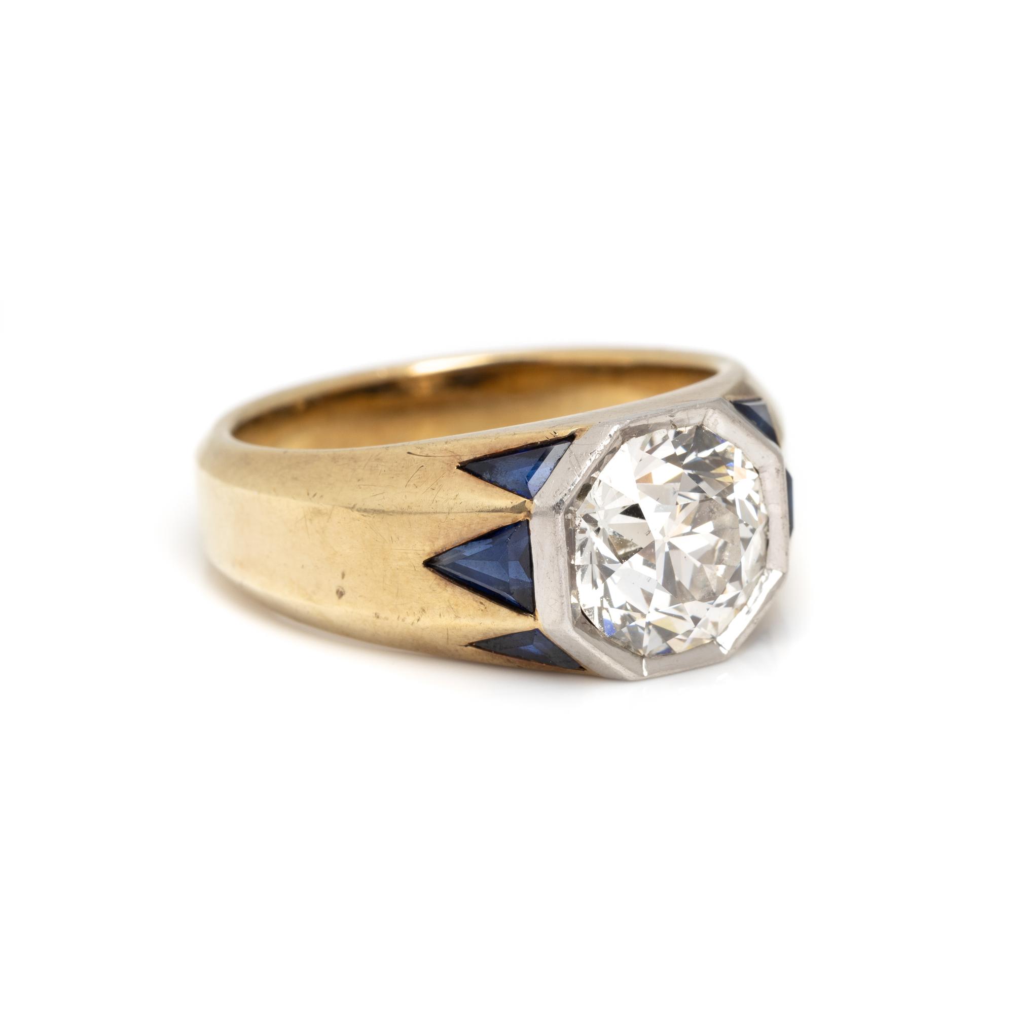 DIAMOND AND SAPPHIRE RING