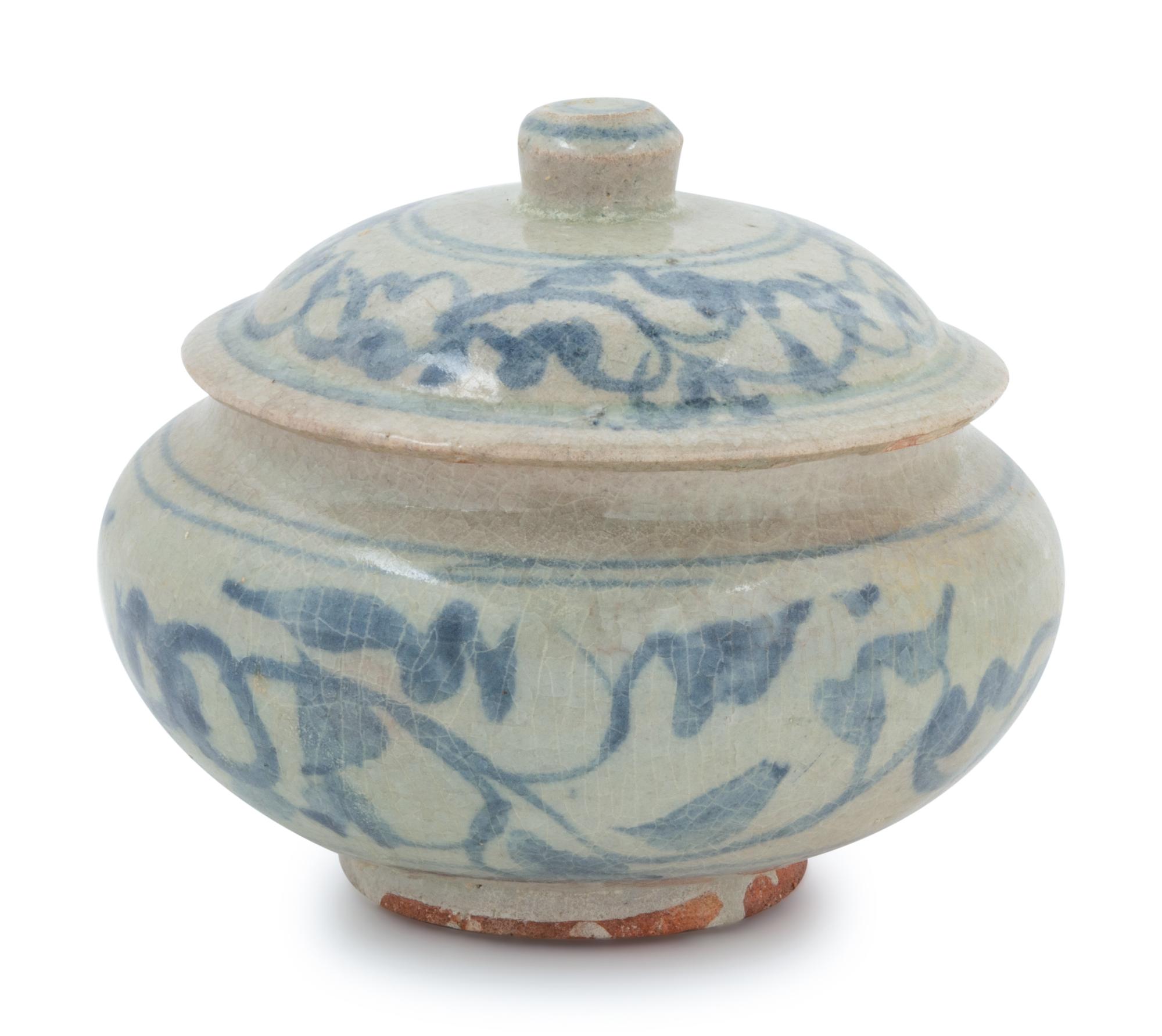 A Chinese Porcelain Lidded Jar