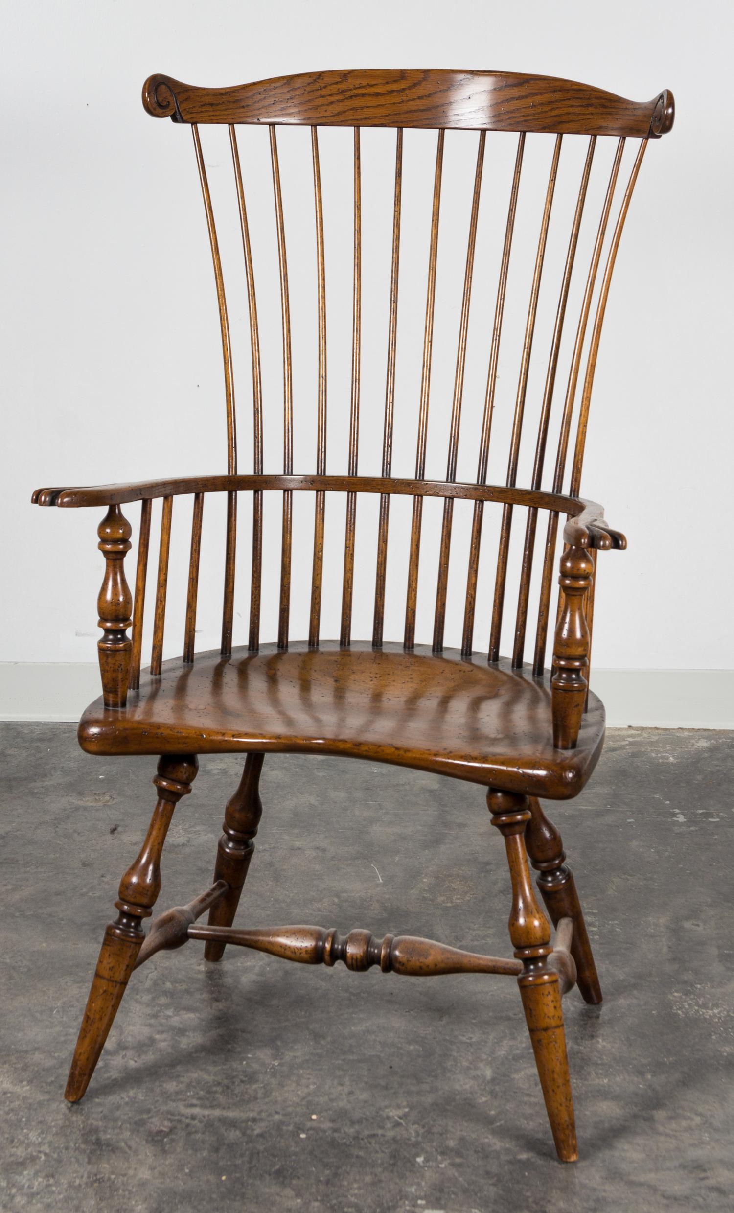 An American Oak Comb-Back Windsor Chair Height 46 1/2 inches. — MODERN