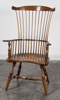 An American Oak Comb-Back Windsor Chair Height 46 1/2 inches. — MODERN