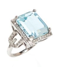 A 14 Karat White Gold, Aquamarine and Diamond Ring, 4.20 dwts.