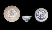 Three Chinese Export Blue and White Porcelain Wares