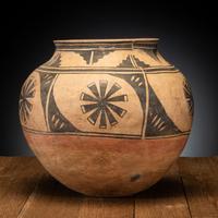 Kiua Storage Pottery Jar