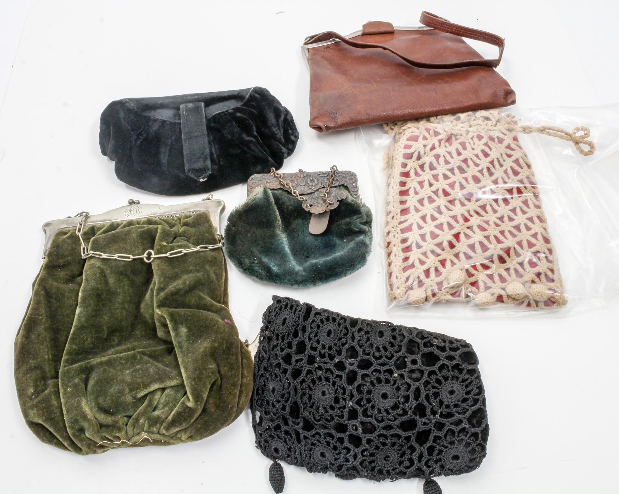 A Collection of Six Vintage Handbags Width of widest 8 inches. — FIRST HALF 20TH CENTURY