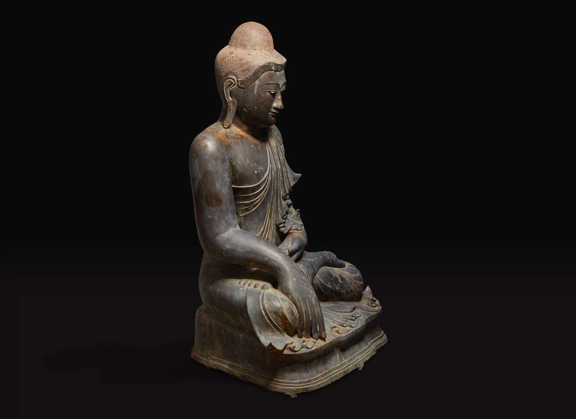 A very large Mandalay style Burmese patinated bronze figure of the seated Buddha 大型緬甸加漆銅塑佛造像