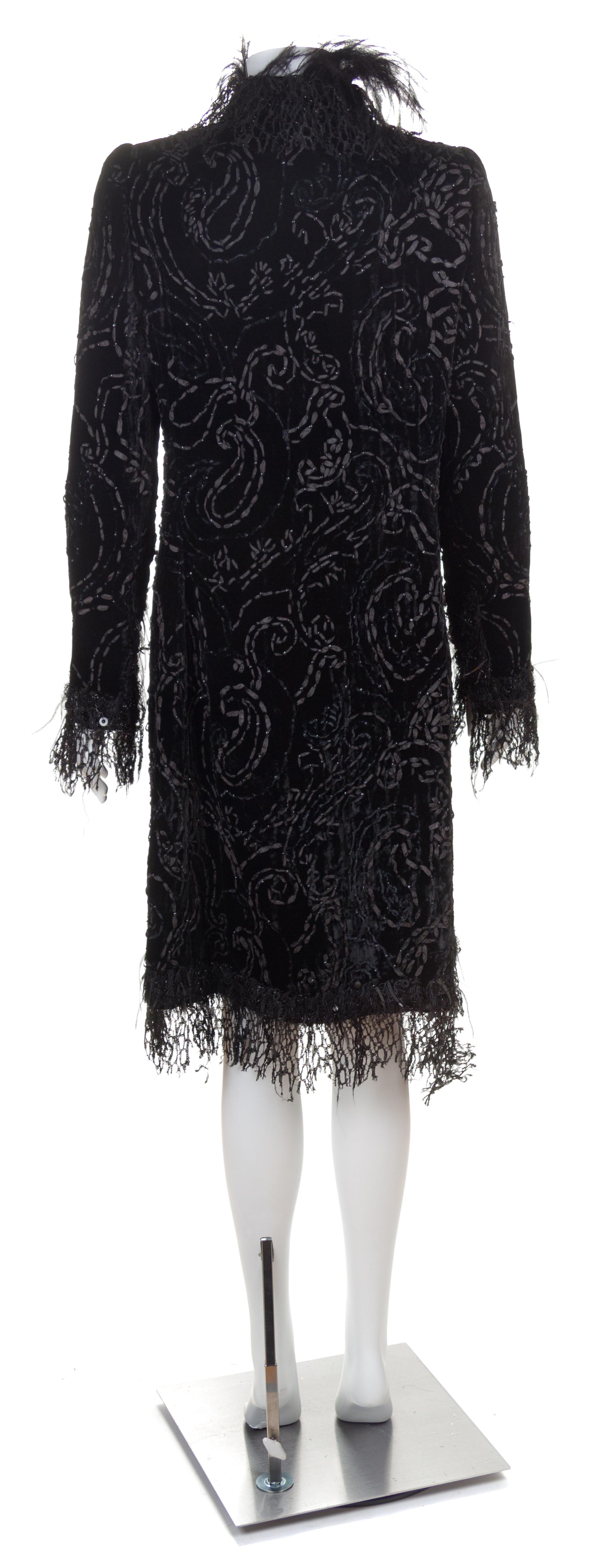 An Oscar de la Renta Black Velvet Evening Coat, No size.