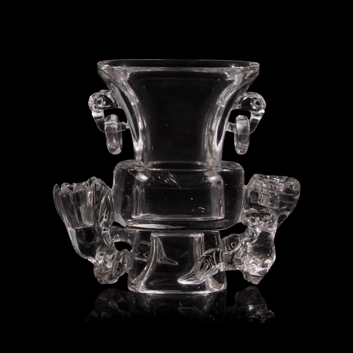 A Chinese Rock Crystal Vase Flanked by Flowers, early 20th Century 晚清-民國 水晶靈芝芙蓉花樽