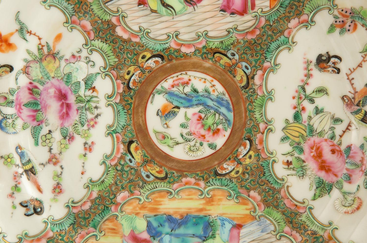 A Set of Ten Chinese Rose Medallion Porcelain Plates