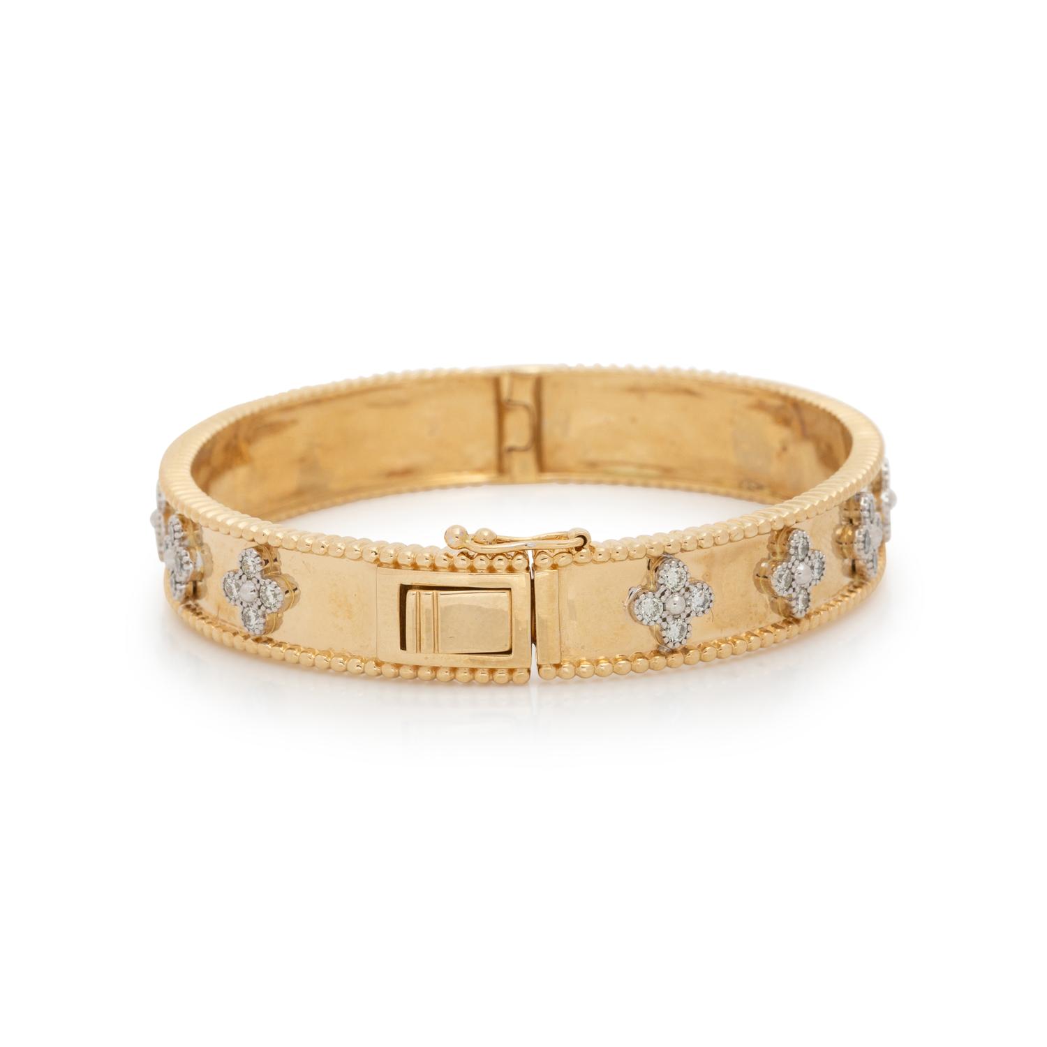 YELLOW GOLD AND DIAMOND BANGLE BRACELET