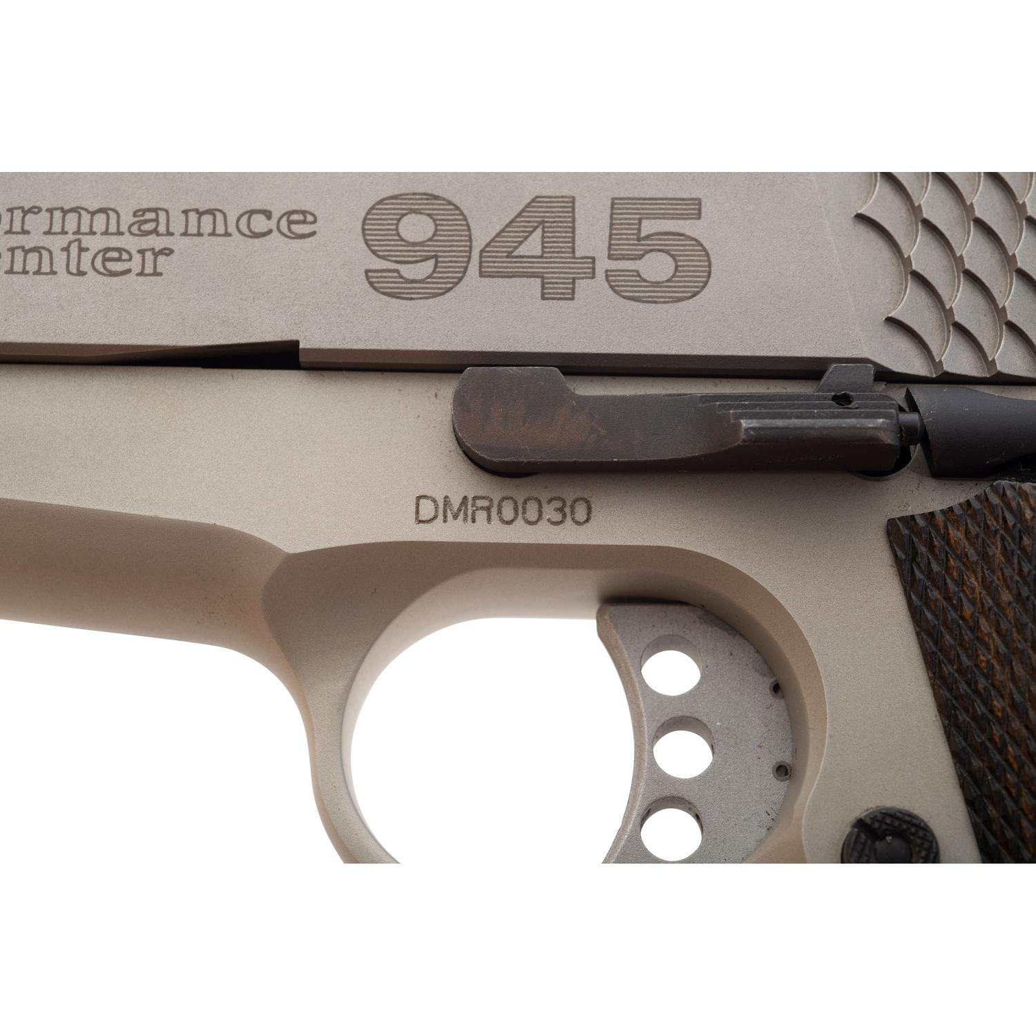 *Smith & Wesson Performance Center Model 945-1 in Box with Accessories