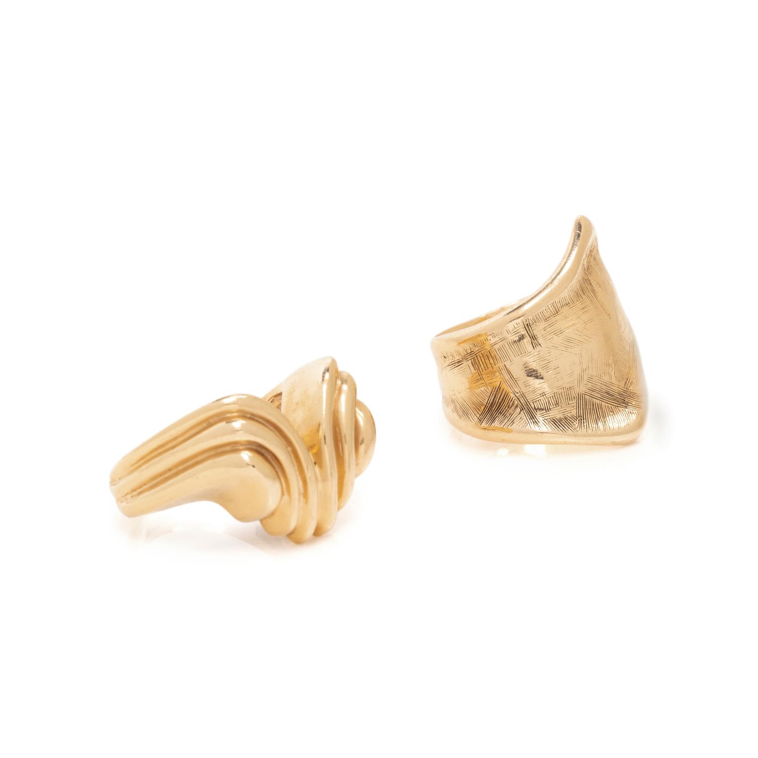 COLLECTION OF YELLOW GOLD RINGS