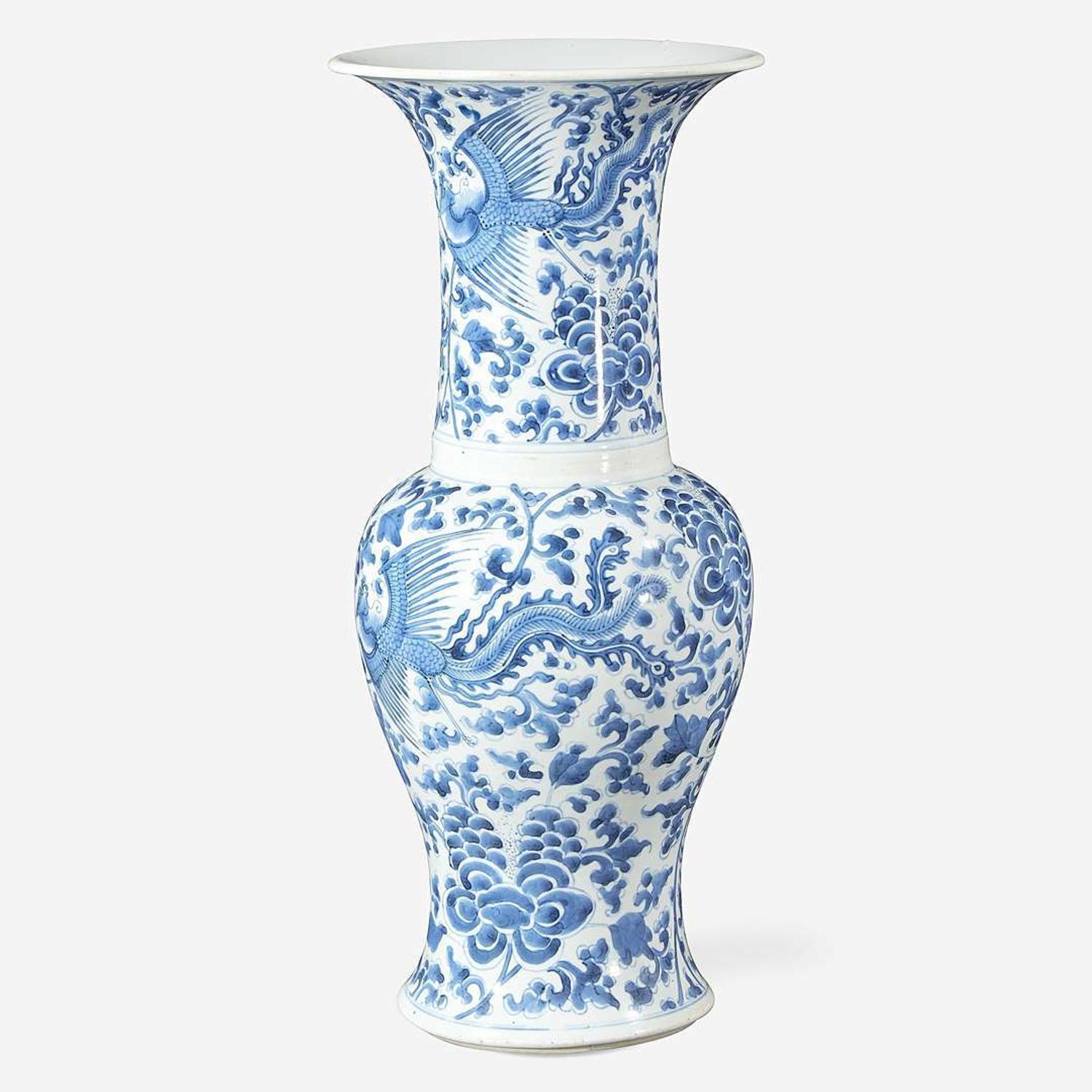 A Chinese blue and white porcelain “Phoenix-tail” vase Kangxi period