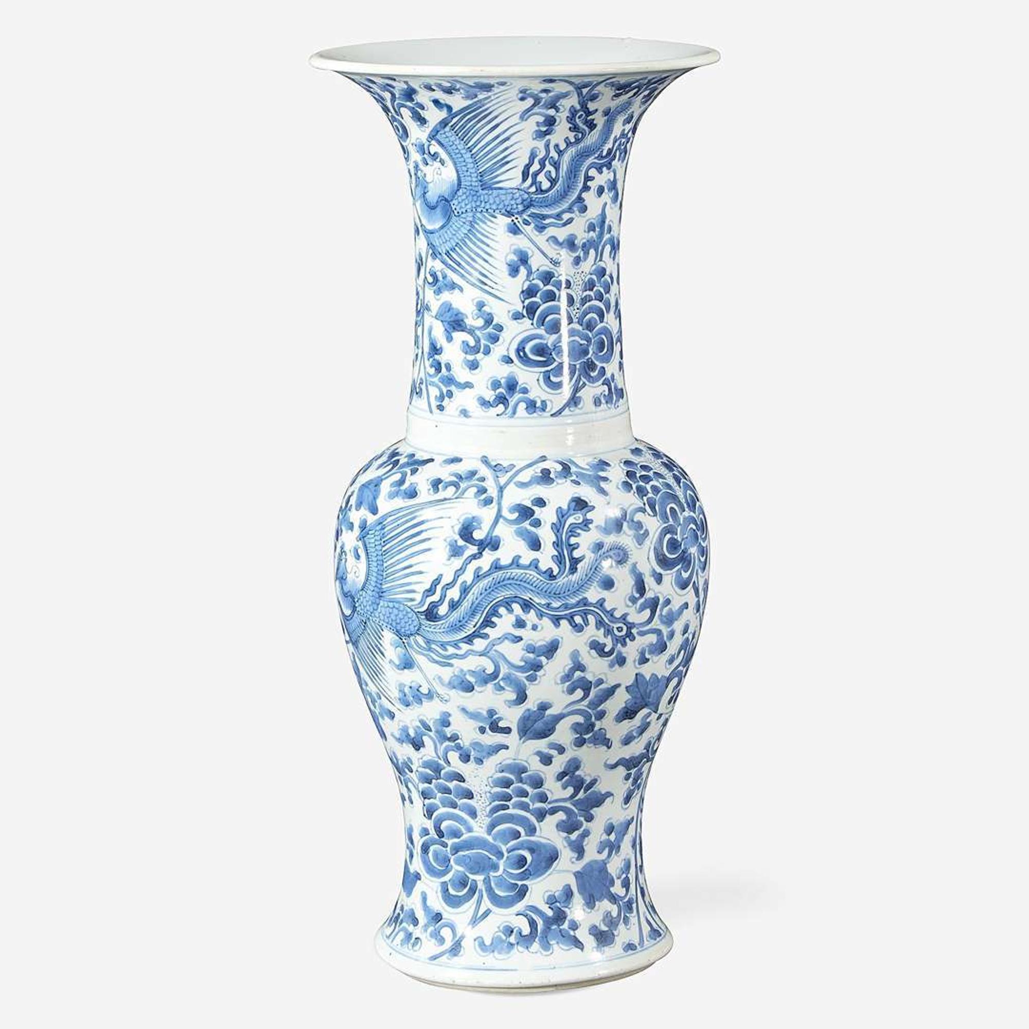 A Chinese blue and white porcelain “Phoenix-tail” vase Kangxi period