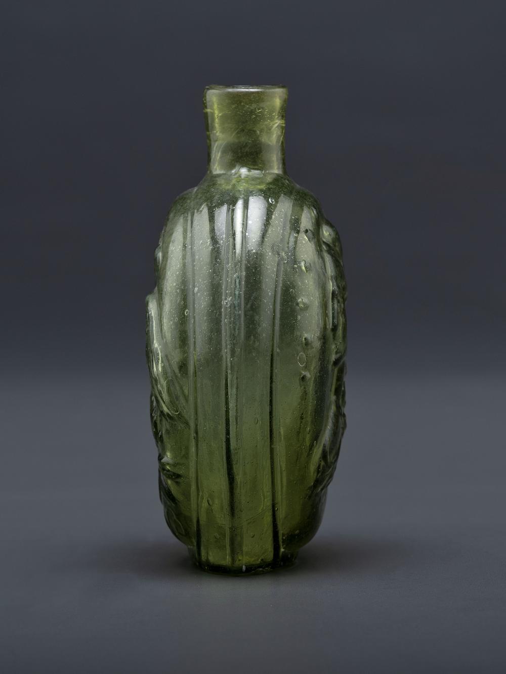 <div><!--block--><strong>A Molded-Glass Flask in Yellow-Green</strong></div>